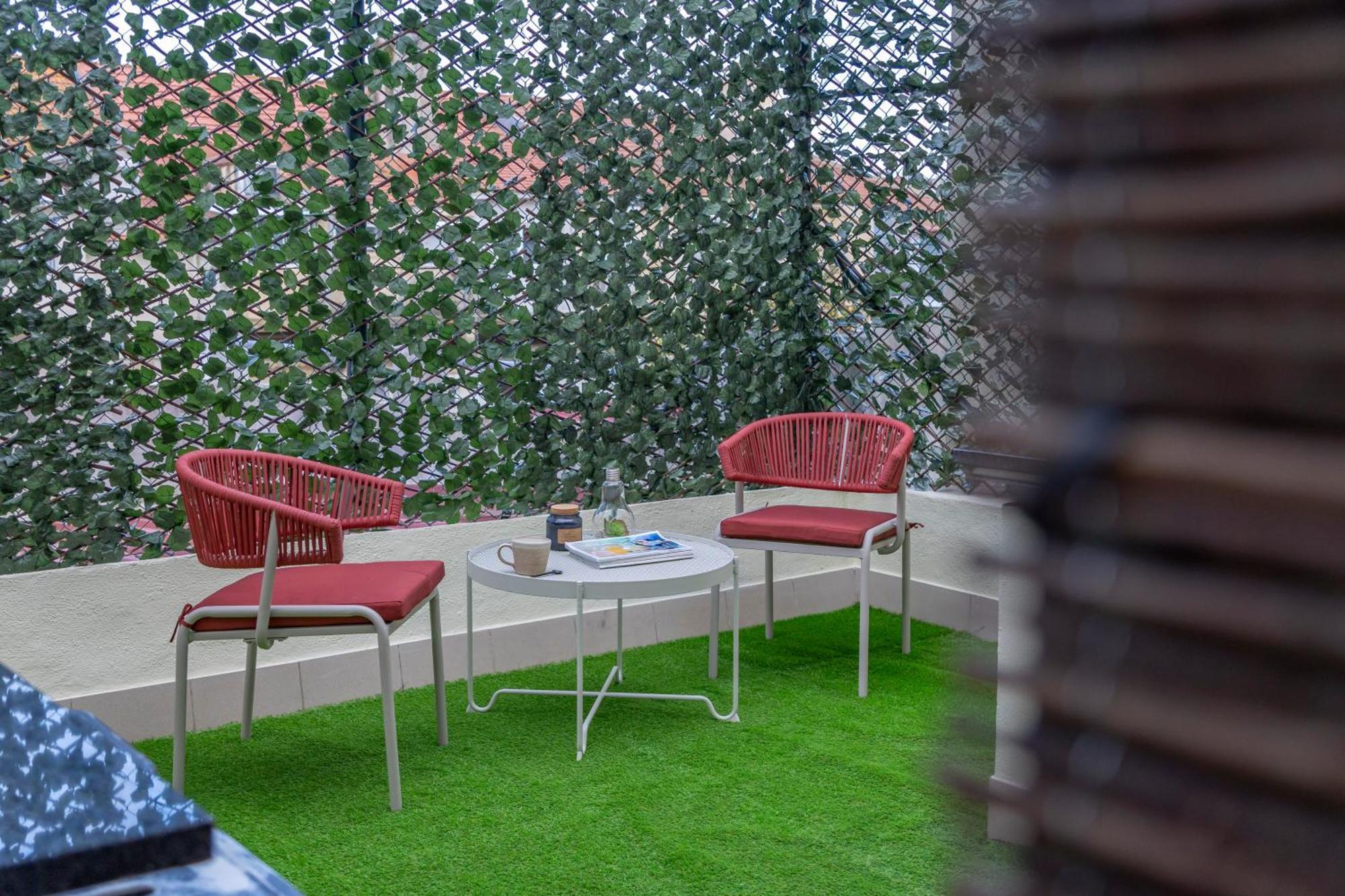 Superb Apartments Overlooking Graca In Lisboa Rom bilde