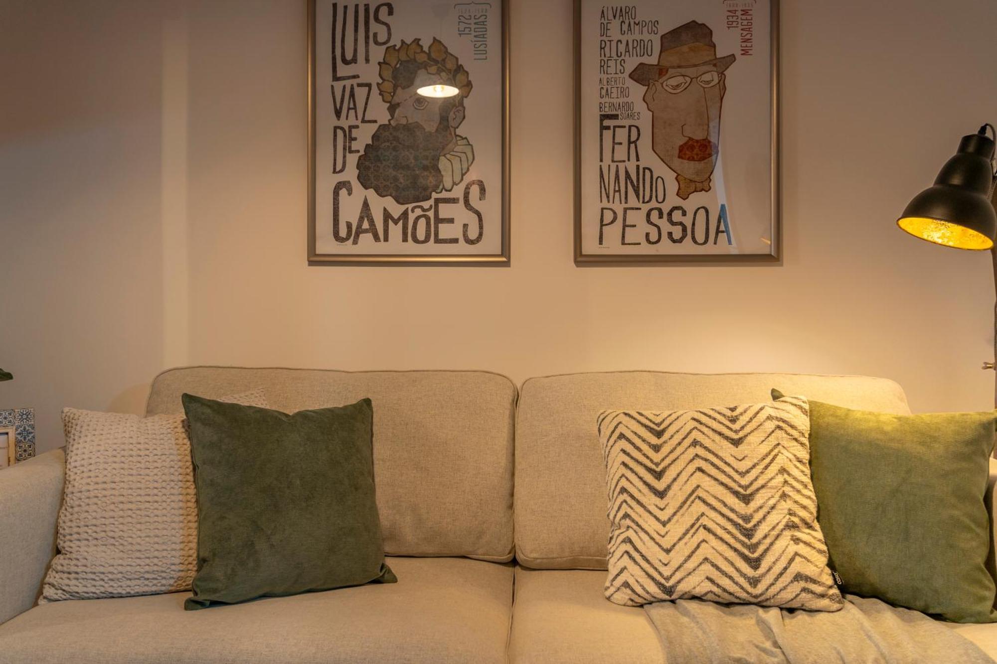Superb Apartments Overlooking Graca In Lisboa Rom bilde