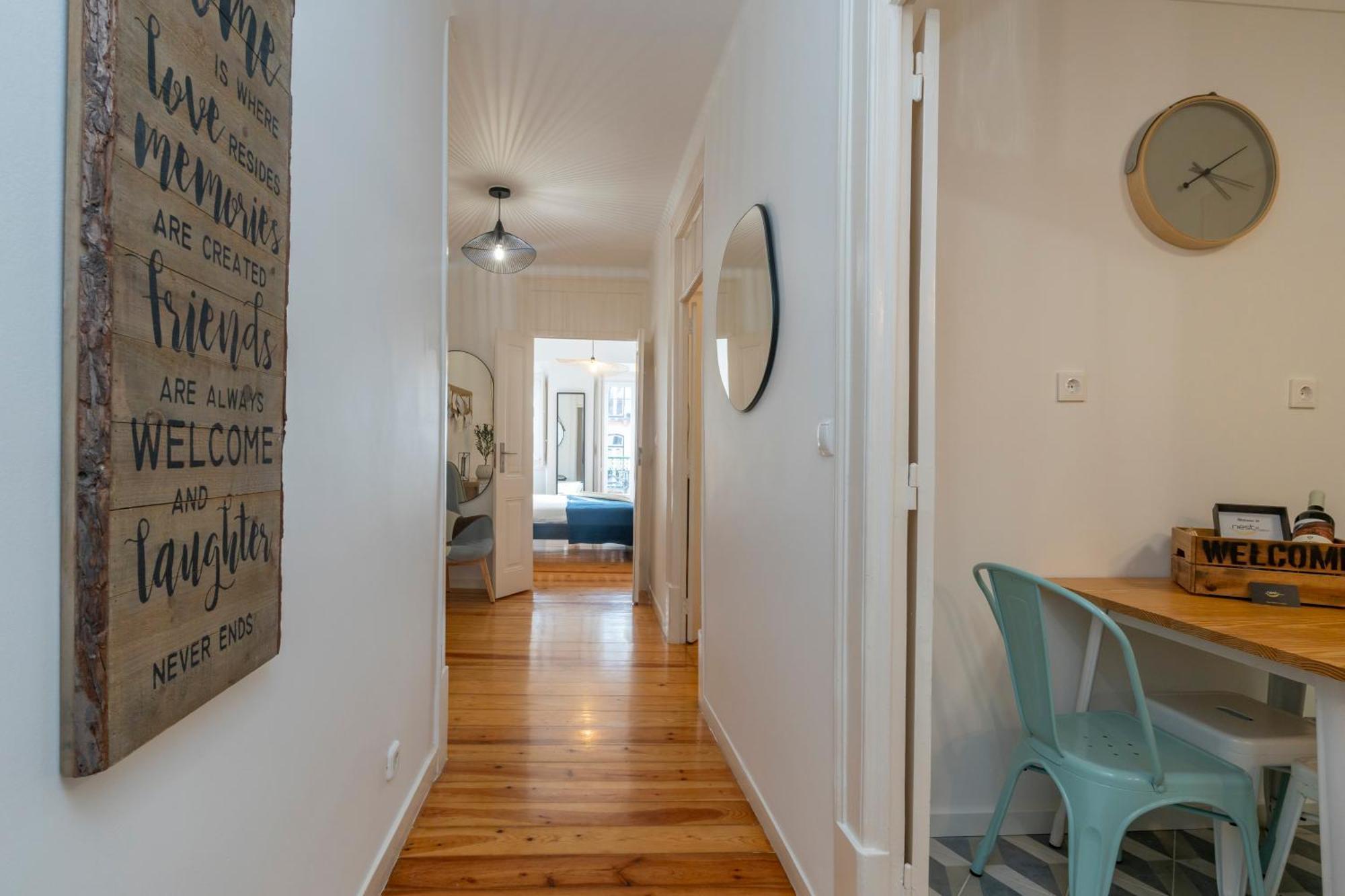 Superb Apartments Overlooking Graca In Lisboa Rom bilde